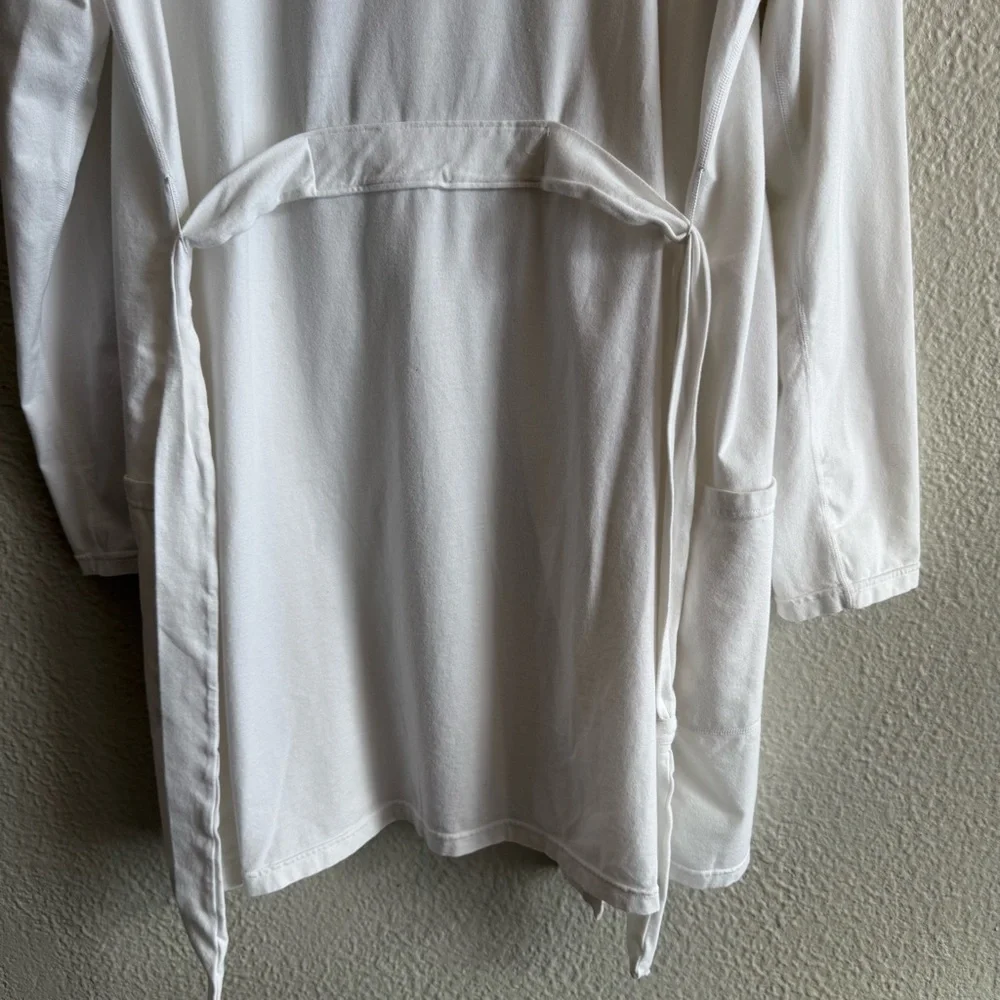 NAKED Robe - Picture 10 of 10